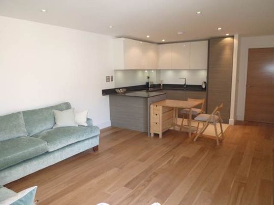 Flat to rent in Kingsley Walk, Cambridge, CB5 8TH - Photo 1
