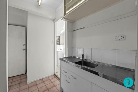 9 Naples Street, Wishart QLD 4122 - House For Rent | Domain - Photo 4