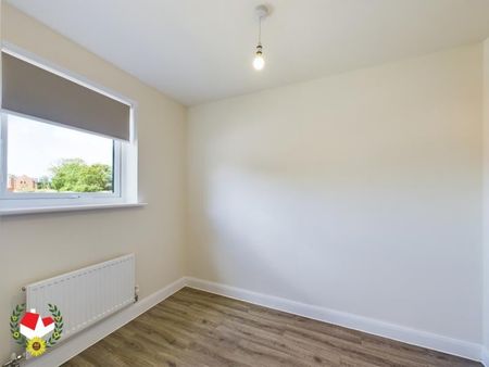 Williams Crescent, Yate, Bristol - Photo 4