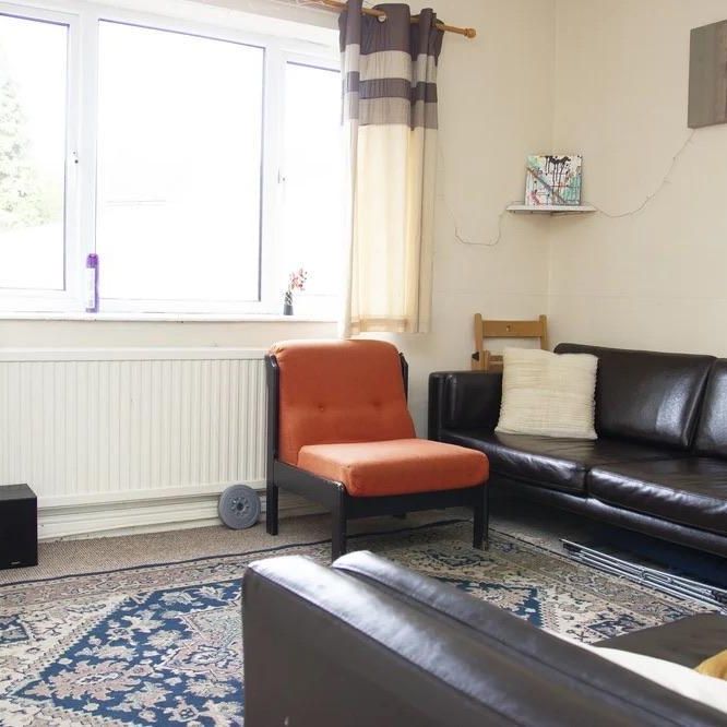 4 bedroom house to rent - Photo 1