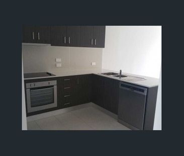 Family size Townhouse - Photo 5