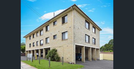 Low Maintenance Apartment - Photo 5