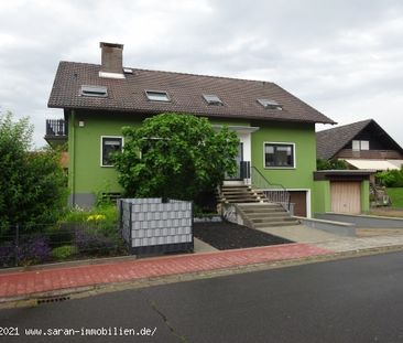 ID> ::: Aufgepasst- TOP Dachgeschosswohnung mit Einbauküche und großem Balkon in kleiner Wohneinheit - Foto 3