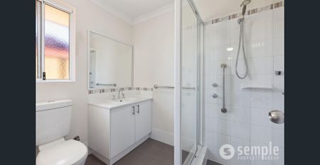 Convenient Location - Photo 4