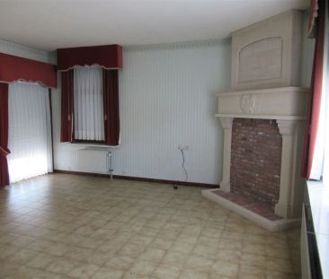 Gelijkvloers appartement met garage. - Photo 1
