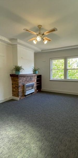 855 Park Street, Brunswick, VIC 3056 - Photo 2