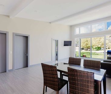 Englewood Lane - Photo 2