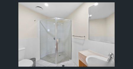 E1/9 Sylvan Road, Toowong, Qld 4066 - Photo 2