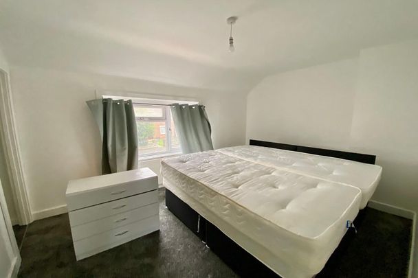 Godwin Road, Hove - Photo 1