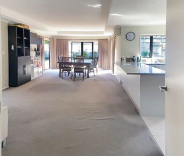 Mission Heights, 4bedroom family home - Photo 5