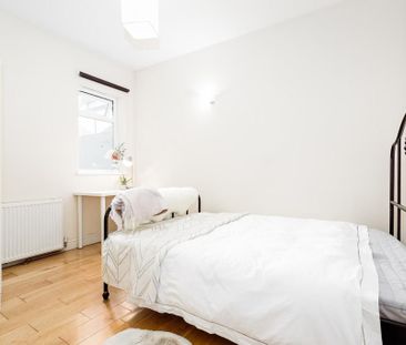 5 bedroom terraced house to rent - Photo 4