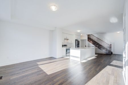 For Lease - 1299 Dempster Lane, Oakville, Ontario - Photo 5