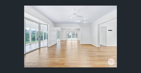 Spacious Family Rental in a Blue-Chip Suburb - Photo 2