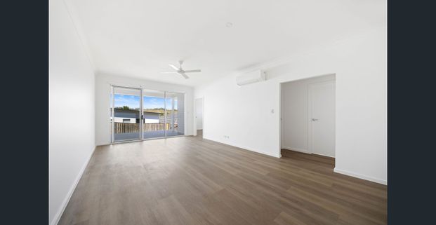 Ascot Park Gem - Photo 1