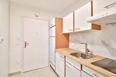 Location appartement, Paris 17ème (75017), 2 pièces, 29.3 m², ref 85283104 - Photo 3