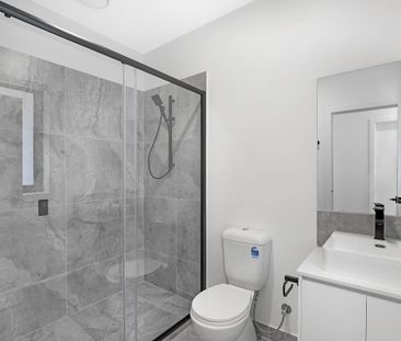 MODERN GLENROY 2 BEDROOM TOWNHOUSE - Photo 4