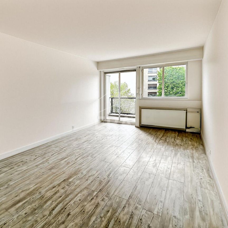 Studio au calme avec balcon et vue jardin - Photo 1