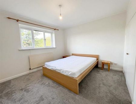 2 Bedroom End Terrace To Let - Photo 5