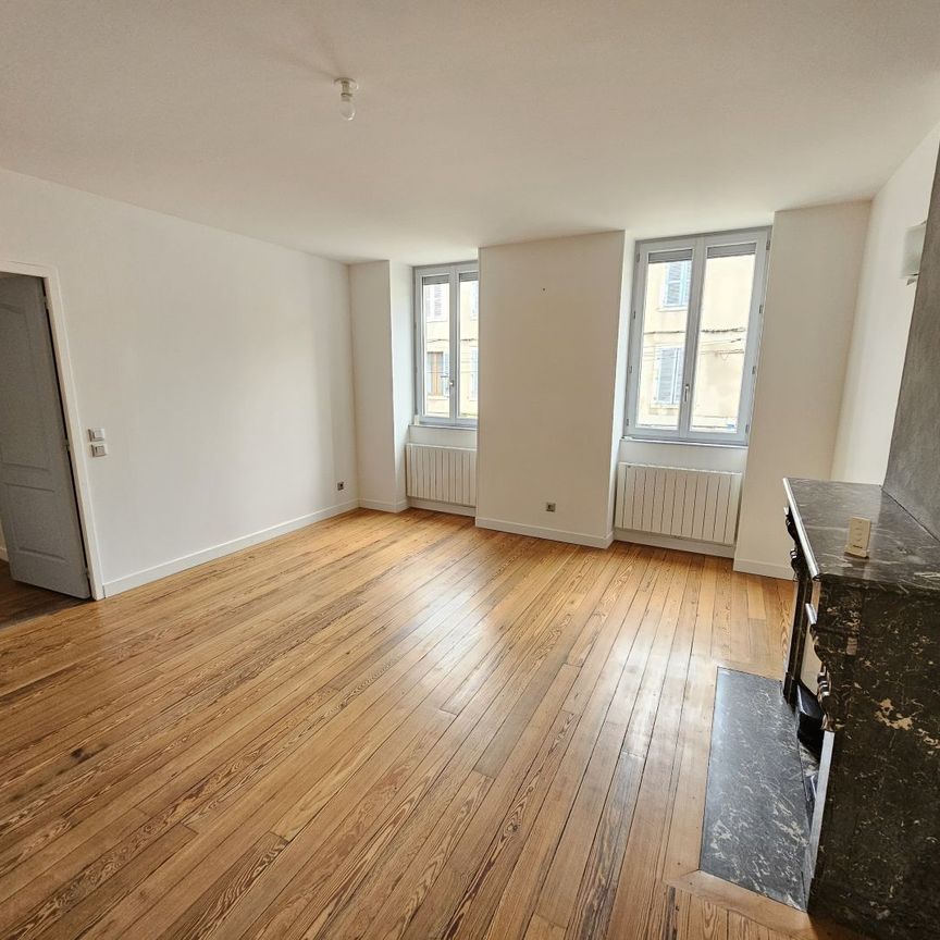 Location Appartement 3 pièces 70m² PONT DE VAUX 01190 - Photo 1