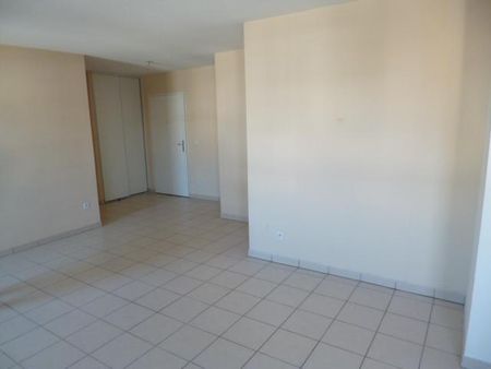 Appartement T3 à ECHIROLLES - Photo 2