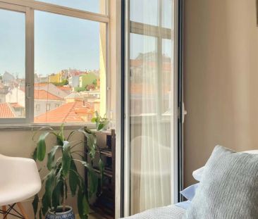 Spacious Apartment in Rua da Bica do Sapato, Lisboa for 100 m² with... - Photo 4