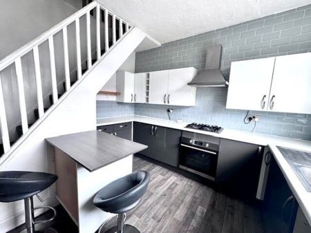 Longfield Road, Bolton BL3 - Photo 4