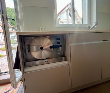 8.5-Zimmer-Maisonettewohnung mit Altbaucharme, grosser Terrasse und... - Photo 6