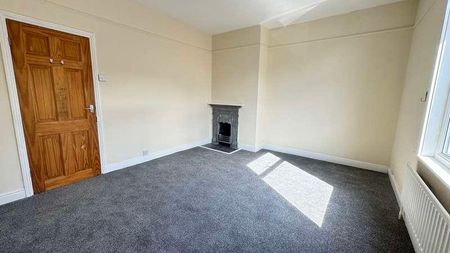 St Elmo Gove, East End, LS9 - Photo 2