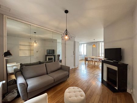 APPARTEMENT MEUBLÉ T2 67 M² - HYPER CENTRE - Photo 3