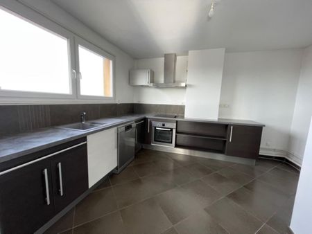 Location Appartement 4 pièces 111m² DUNKERQUE 59140 - Photo 4