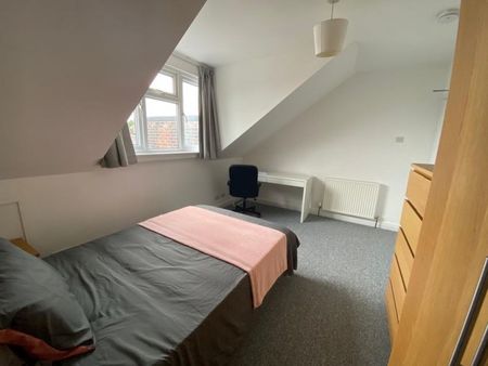 5 bedroom house share to rent - Photo 4