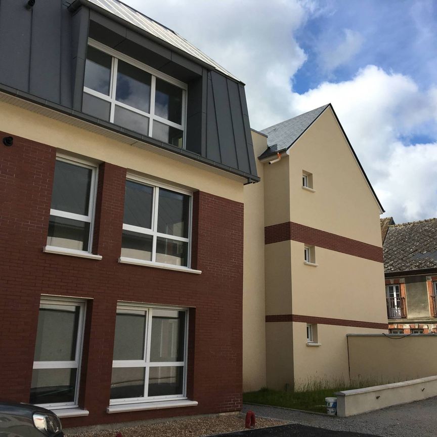 TILLIERES SUR AVRE - T3 de 69 m² - Photo 2