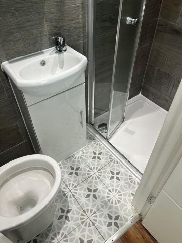 Studio Flat, Cortis Road, SW15 - Photo 2