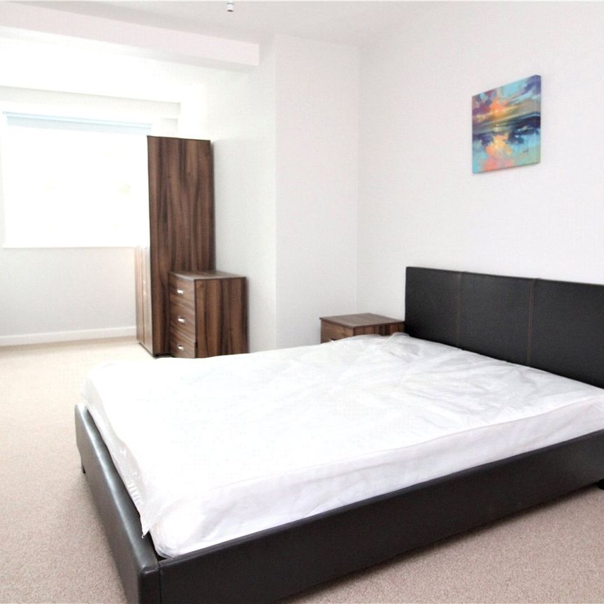 1 bedroom Flat To Rent - Photo 1