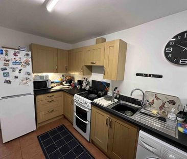 2 bedroom terraced house to rent - Photo 6
