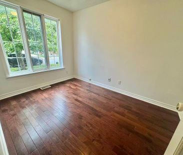 For Lease - 45 Rodeo Drive, Barrhaven, Ontario - Photo 1