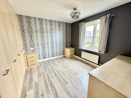 4 bedroom detached house to rent - Photo 5