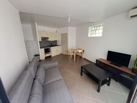 Appartement Villeneuve Les Avignon 2 pièce(s) 42.68 m2 - Terrasse - Place de parking, - Photo 5