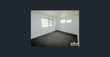 Highset Family Home! - Photo 3