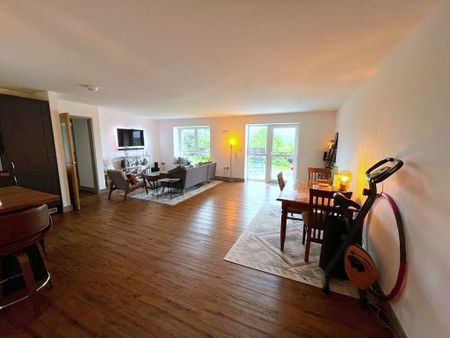 3 bedroom detached bungalow to rent - Photo 2