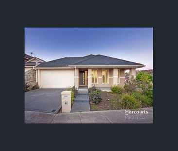 2 Rialton Rise, South Morang, Vic 3752 - Photo 5