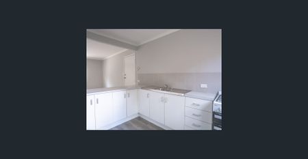 2 Bedroom, 1 Bathroom, 2 Toilet Available Now! - Photo 2