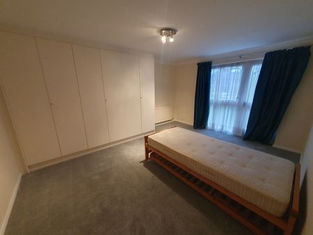 2 Bed Flat, Downhurst Court, NW4 - Photo 3