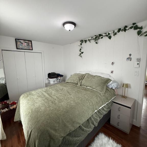 Logement 4-1/2 à louer - Photo 1