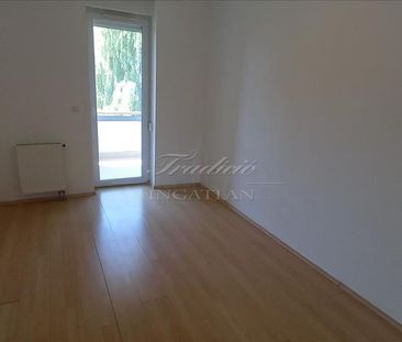 Kiadó jó állapotú lakás - Győr - Fotó 3