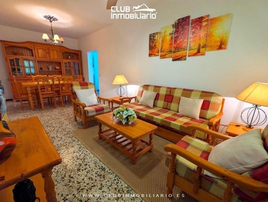 2 room luxury House for rent in Adeje, Spain - Photo 1