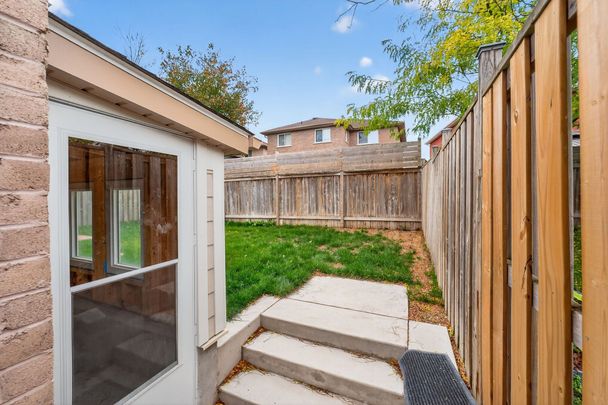 For Lease - 158 Pringle Drive Unit# Lower, Barrie, Ontario - Photo 1