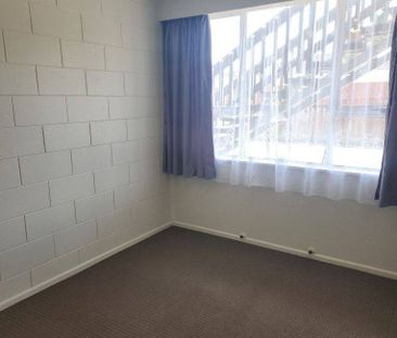 Two Bedroom Unit in Fenton Park - Photo 5