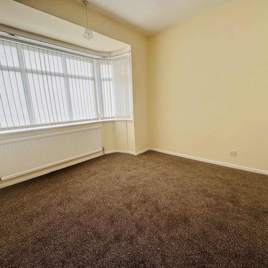 Thorncroft Road, Bradford - Photo 1