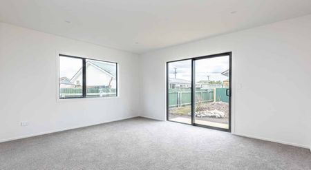 Modern comfort in Tawhero - Photo 3